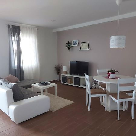Apartman Lorna Turanj Exterior foto