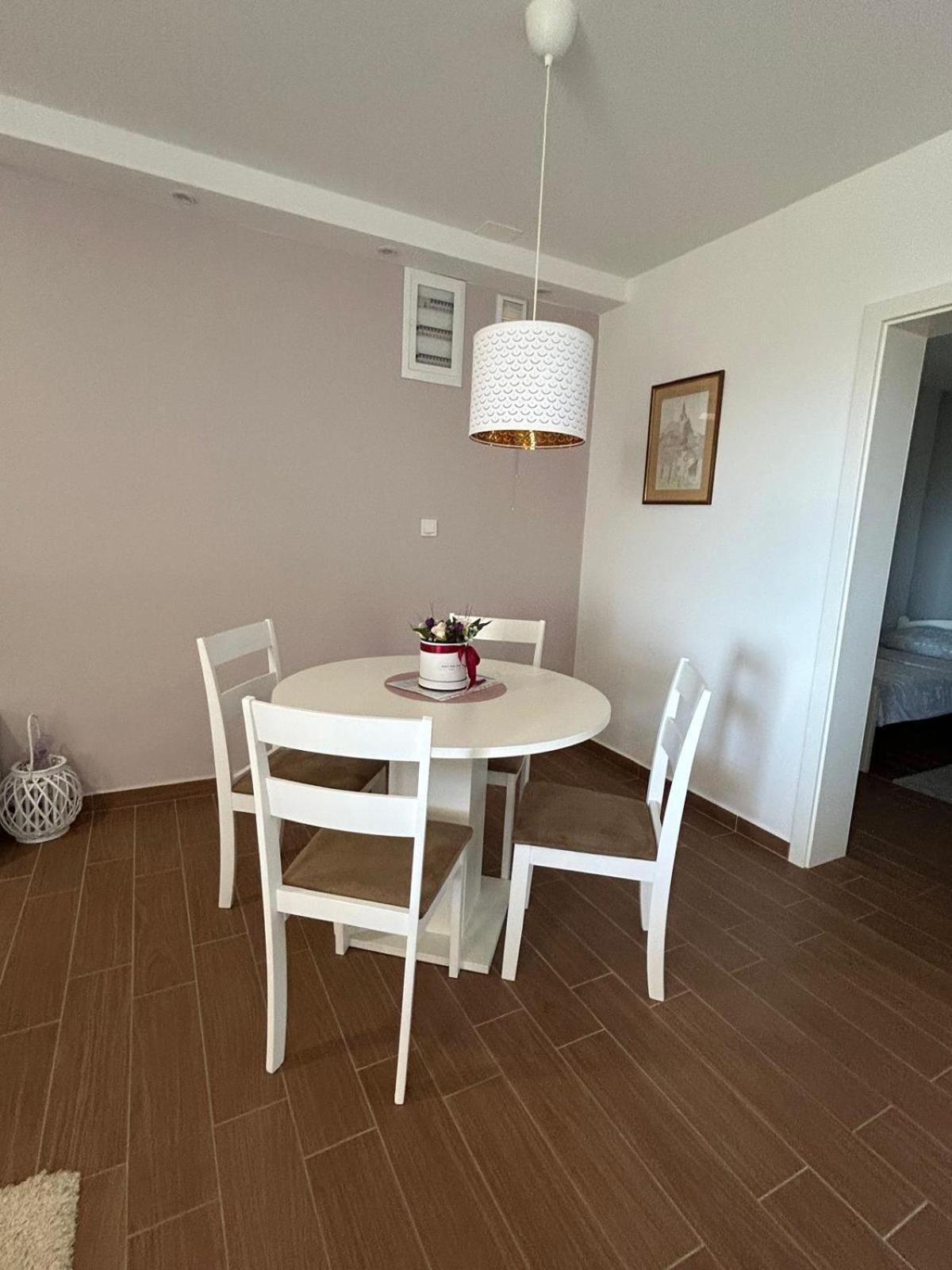 Apartman Lorna Turanj Exterior foto