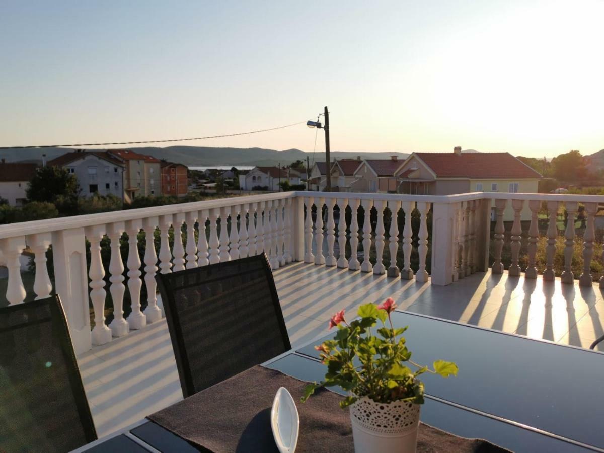 Apartman Lorna Turanj Exterior foto