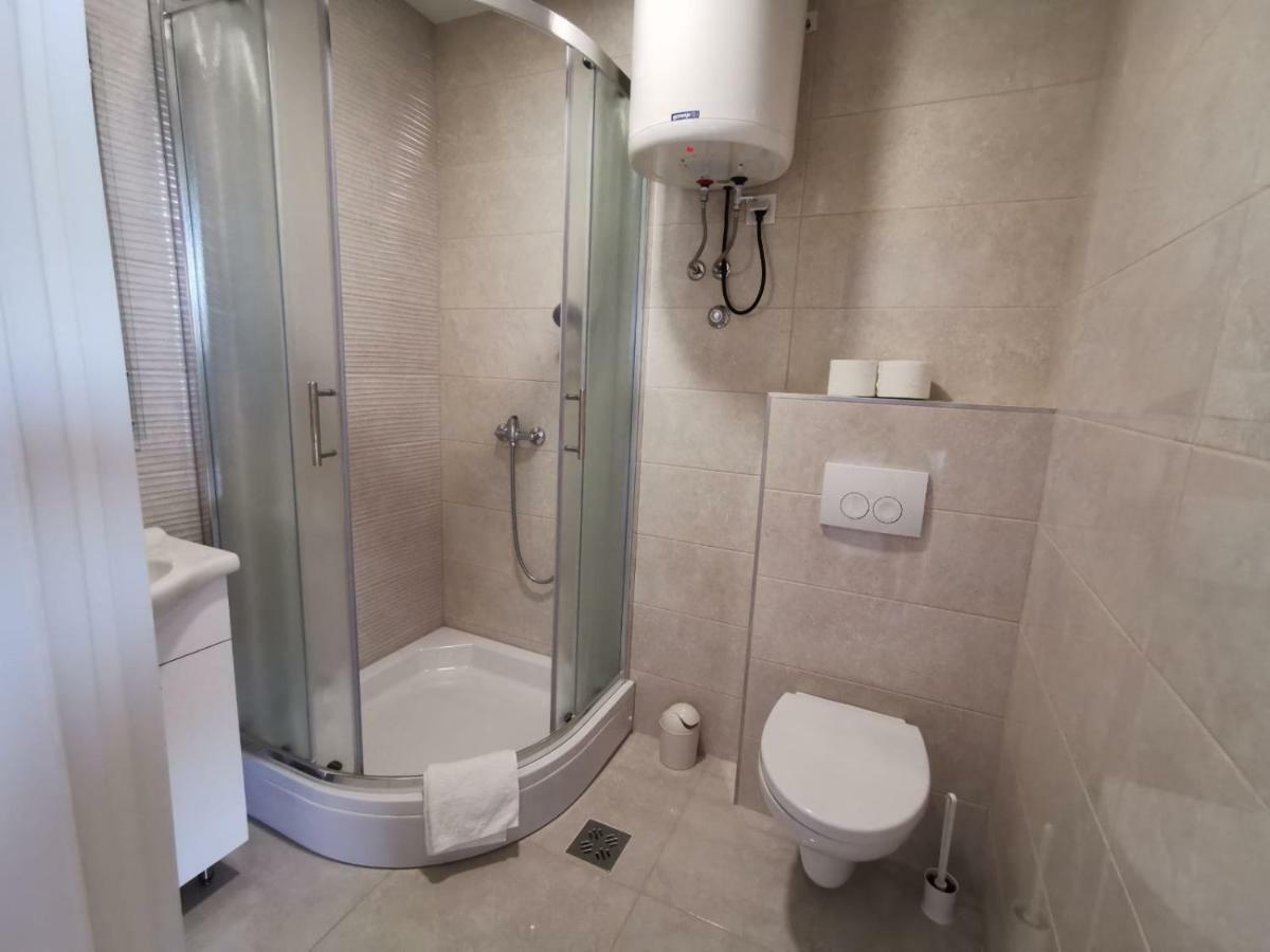 Apartman Lorna Turanj Exterior foto